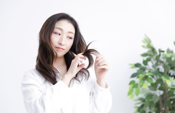 夏の紫外線で傷んだ髪をトリートメントカラーで白髪を染めてみませんか | いわき市の理美容室ならなりたいを叶えるglicina（グリシナ）